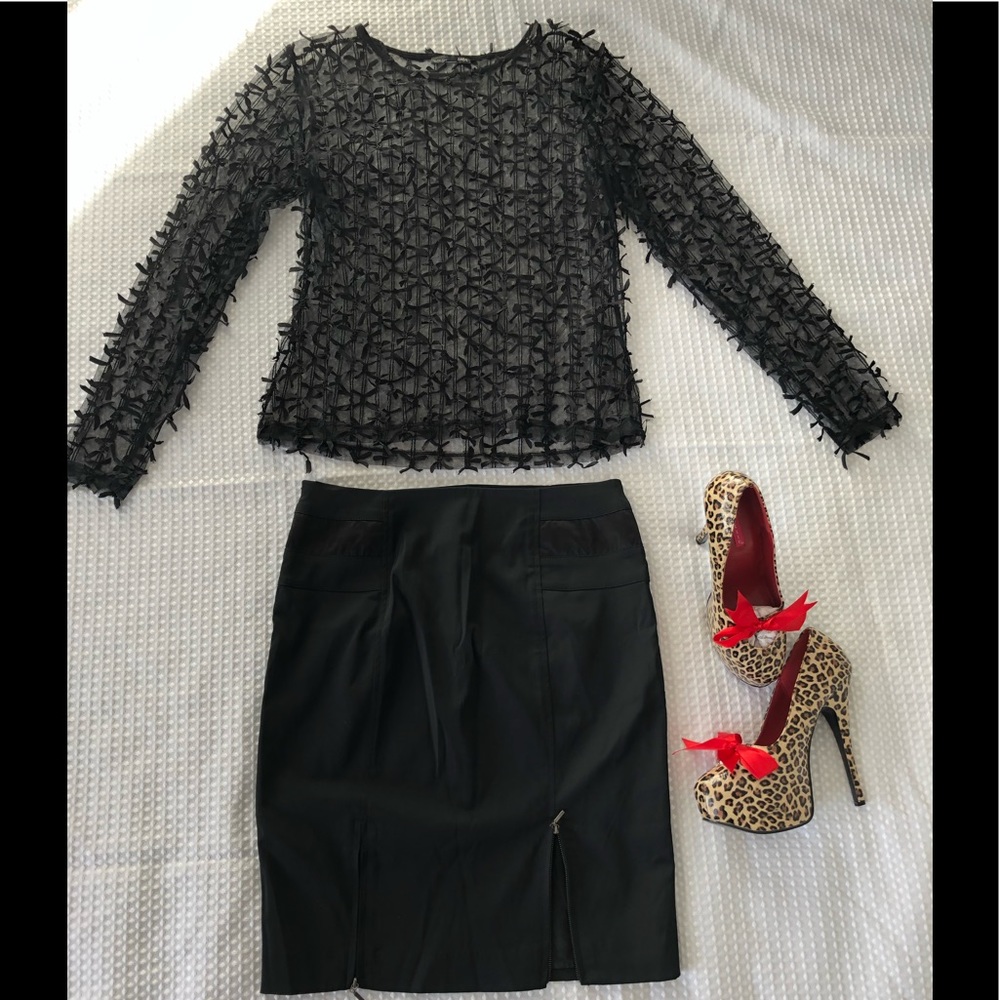 Short skirt by Dalia Collection